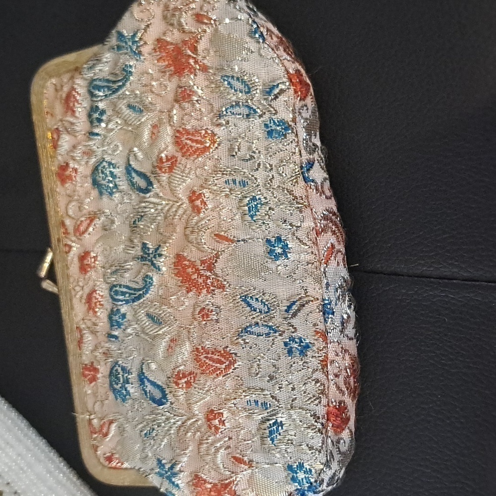 VINTAGE! Clutch and coin purse set - Picture 2 of 7